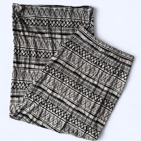 Atmosphere Womens Black and White Boho Striped Print Maxi Skirt 6 Small - Picture 1 of 6